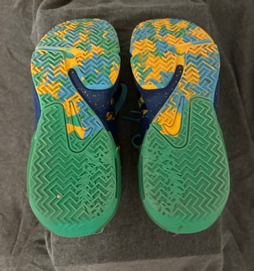Nike LeBron “I Promise” Youth Basketball Shoes – Size 5.5Y