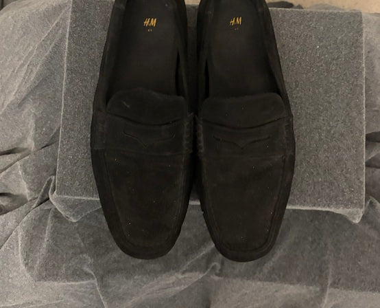 H&M Men’s Suede Loafers